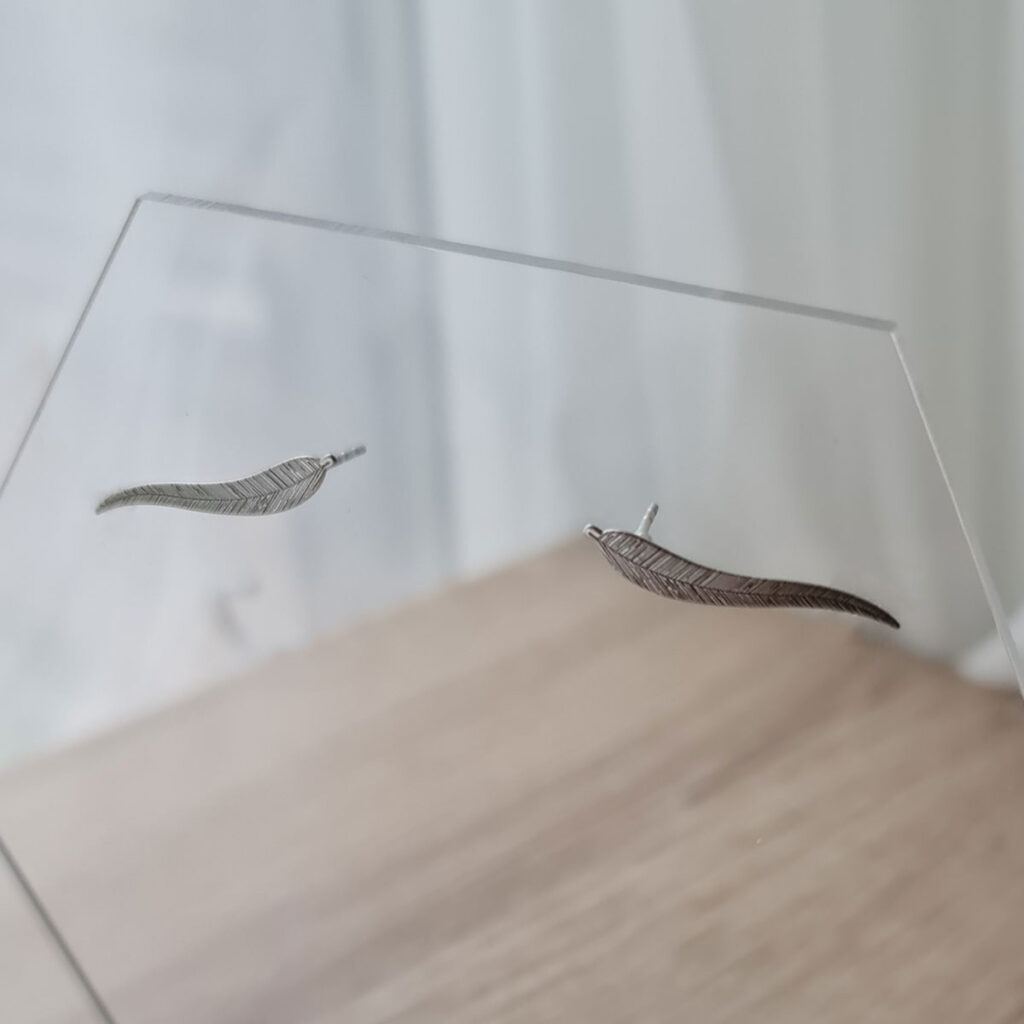Sterling silver earring above the ear feather | RAdezain