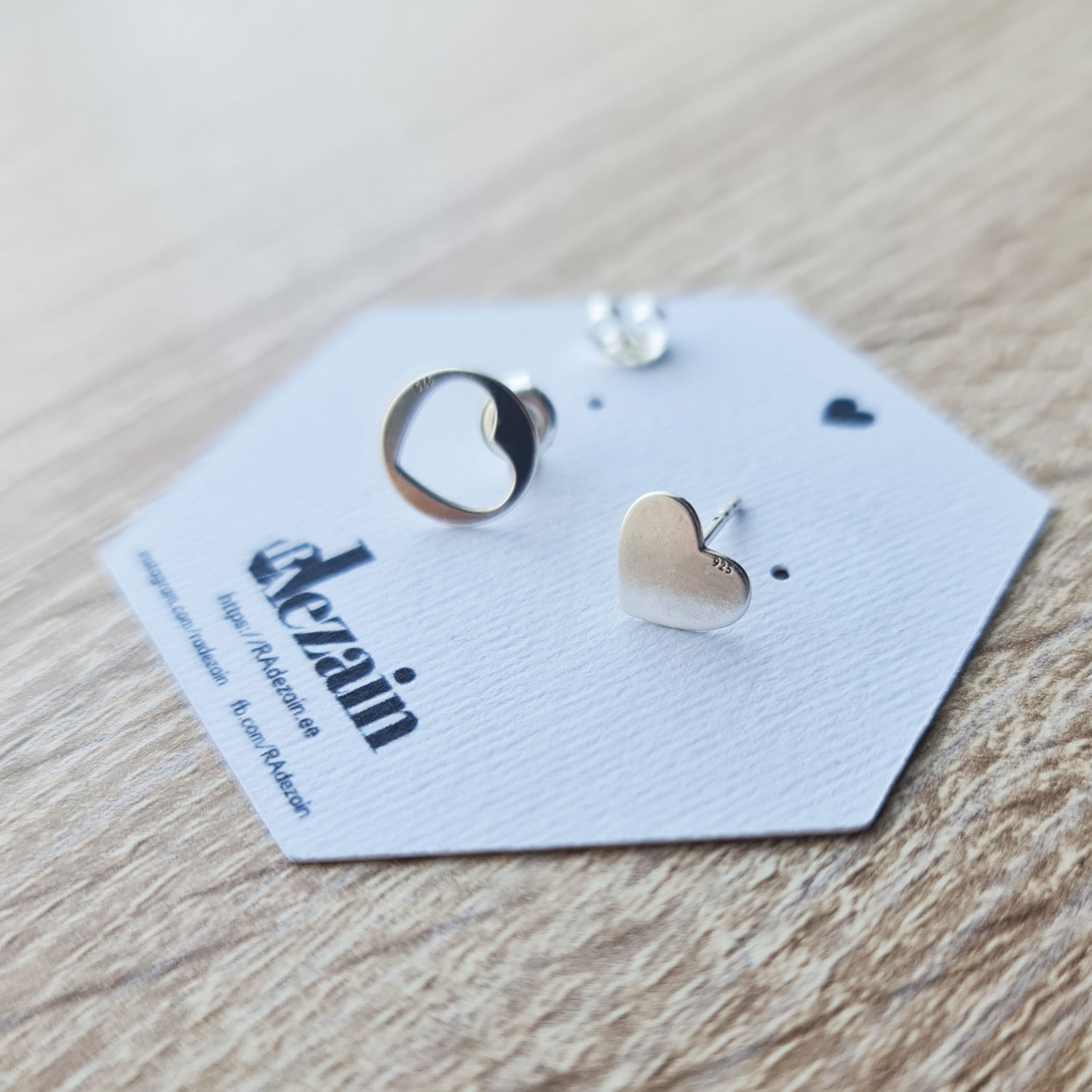 Sterling silver earrings with hearts - Image 4